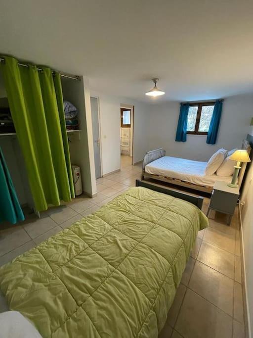 Appartement Paisible Pres Des Pistes De Ski 4 Pers Fontrabiouse Exterior photo